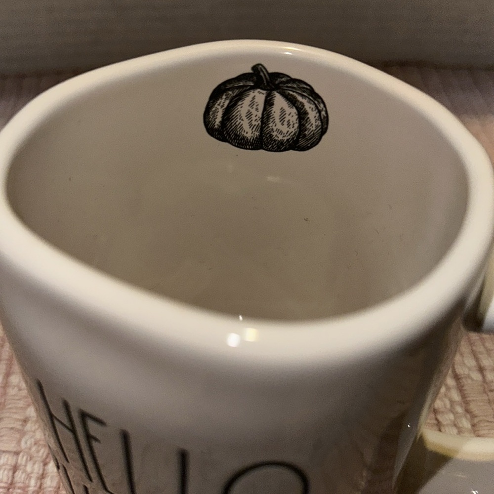 Rae Dunn Hello Pumpkin Mug - Picture 5 of 7